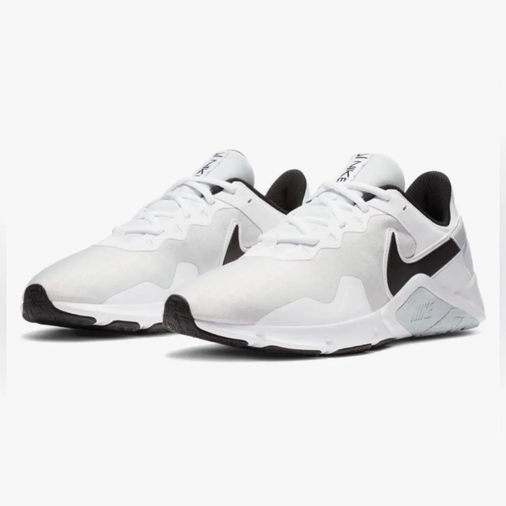 NWT Men's Nike Legend Essential 2 Training Shoes 10
